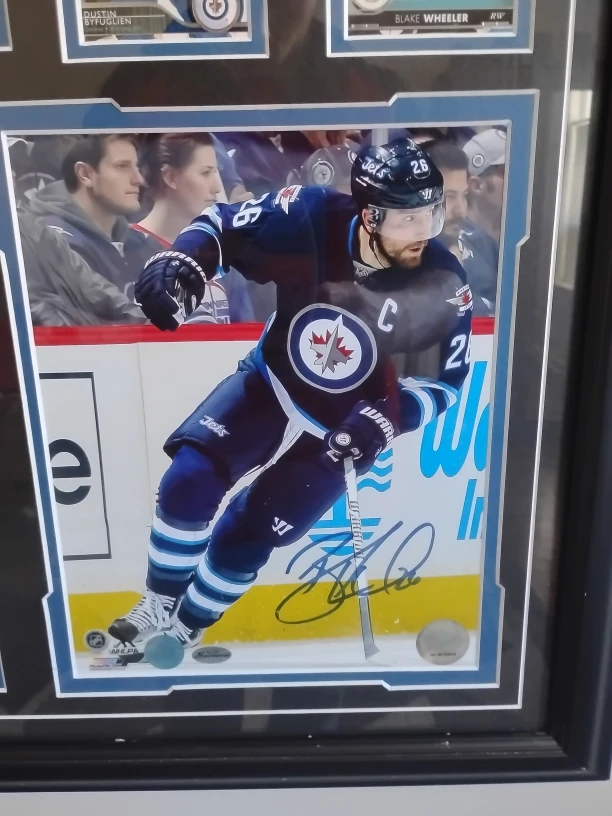 Winnipeg Jets Framed Autographed Photo and Trading Card Display - photo 3