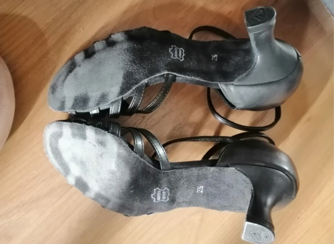 🏆Like New Diamant strappy black Dance Shoes - sz: 6 - photo 2