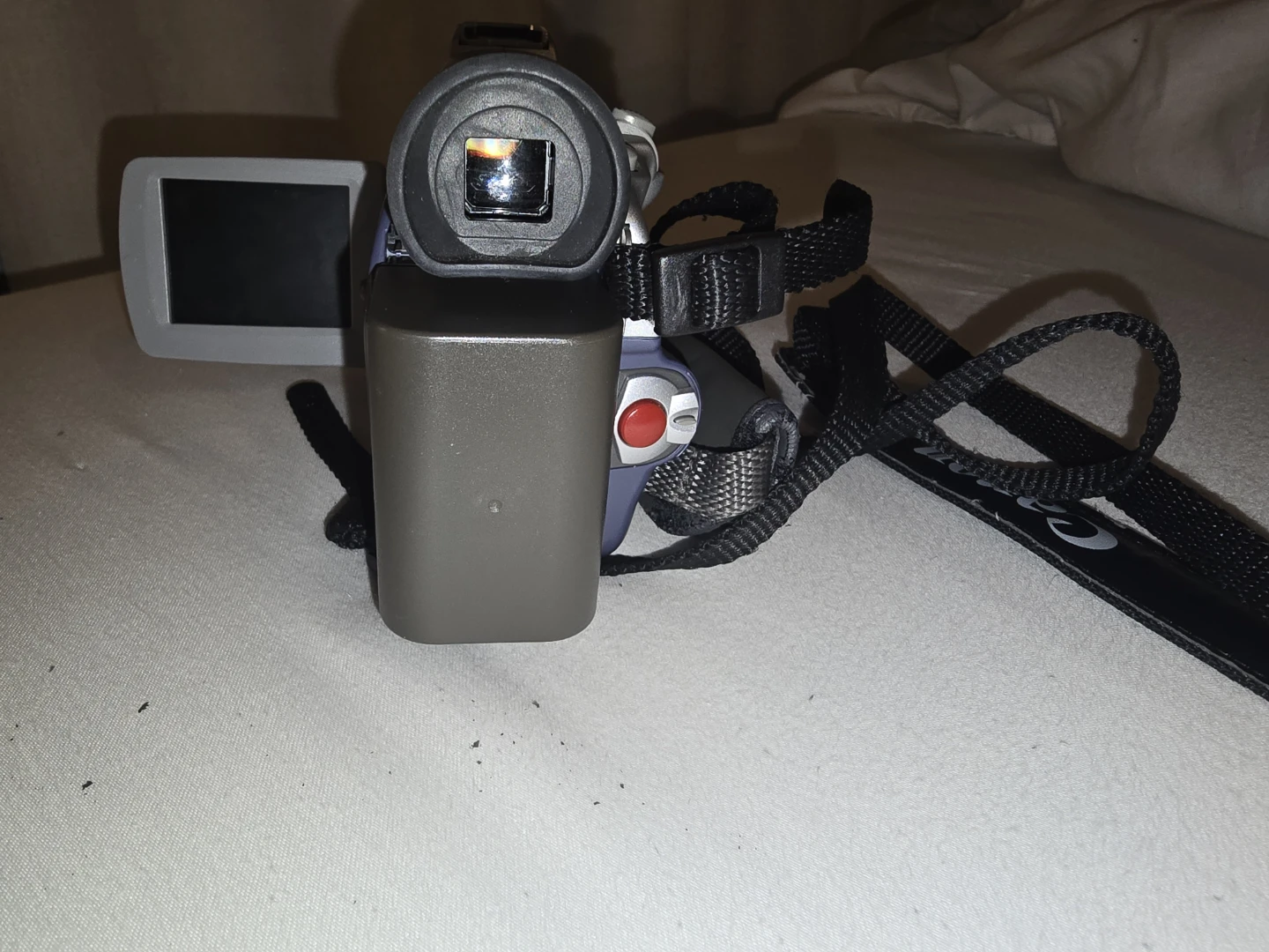 Canon NTSC ZR40 Digital Video Camcorder with 360x Digital Zoom - photo 3