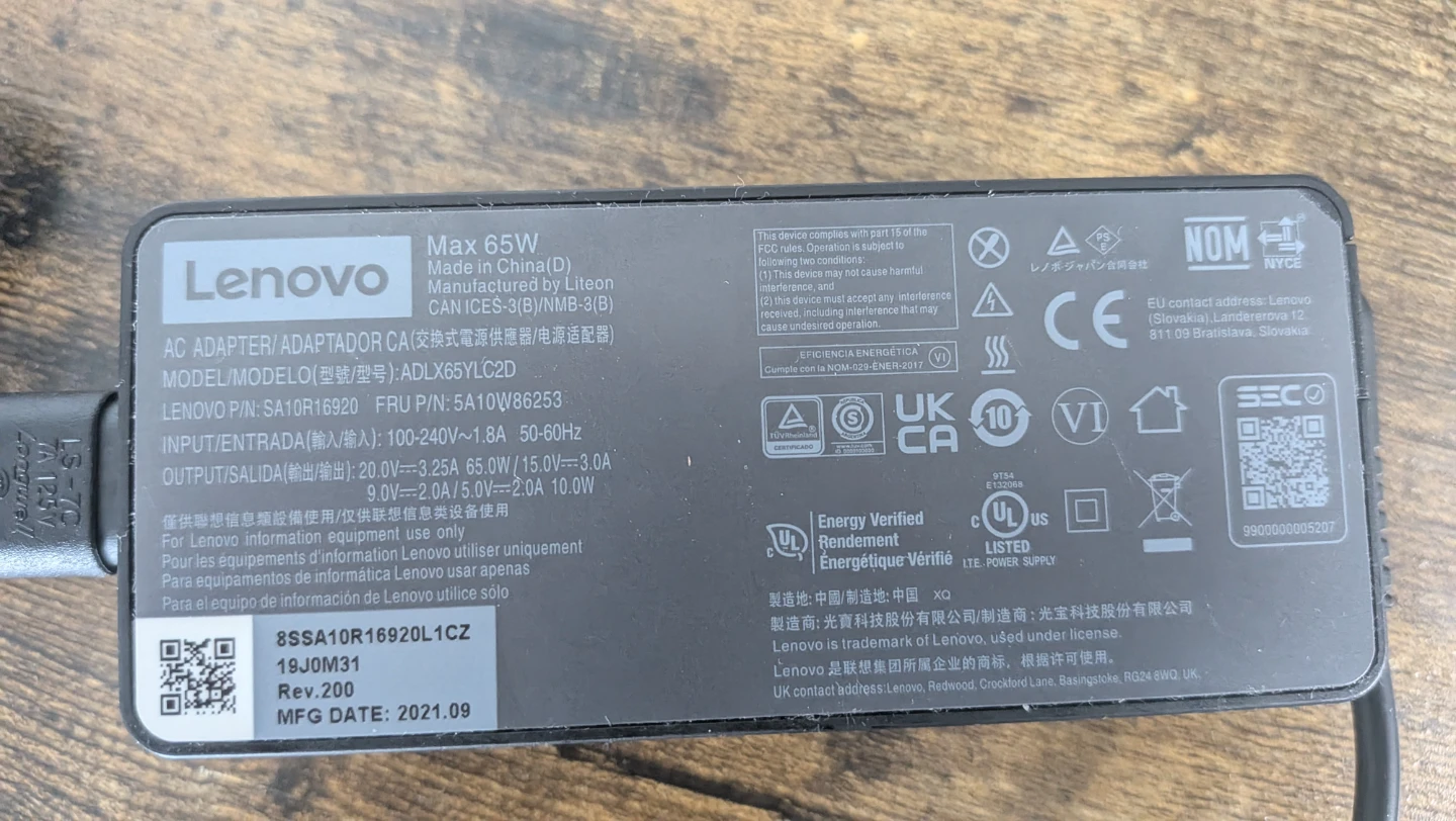 Laptop Lenovo 65W AC Adapter Type C - photo 3