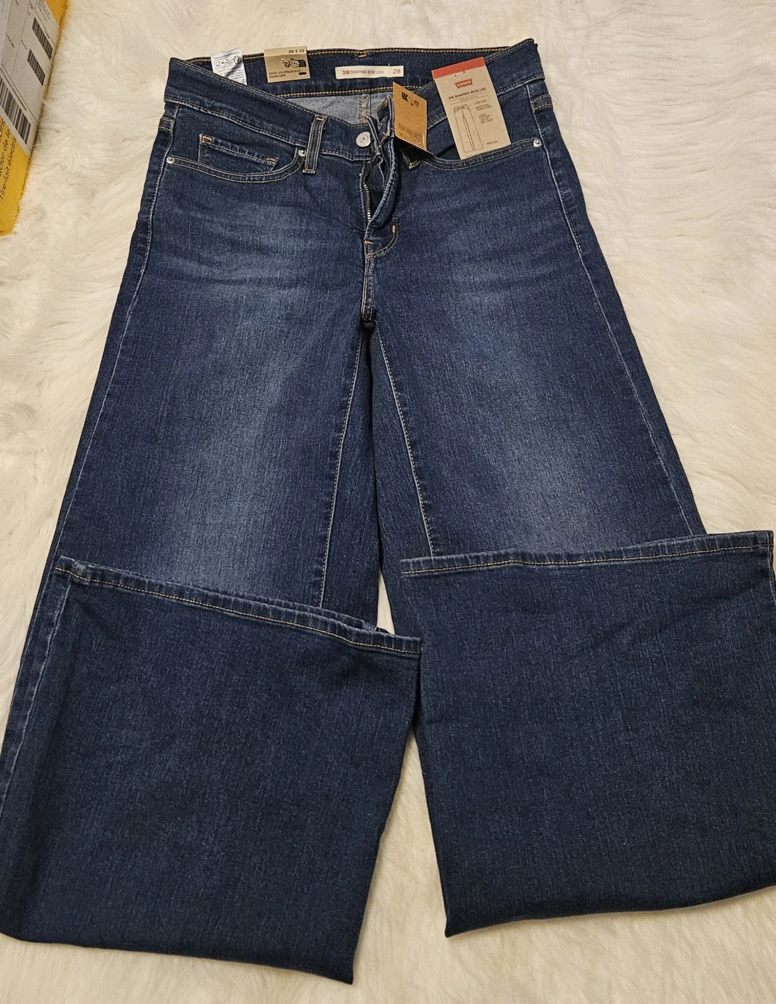 Levi's Women's 318 Shaping Wide Leg