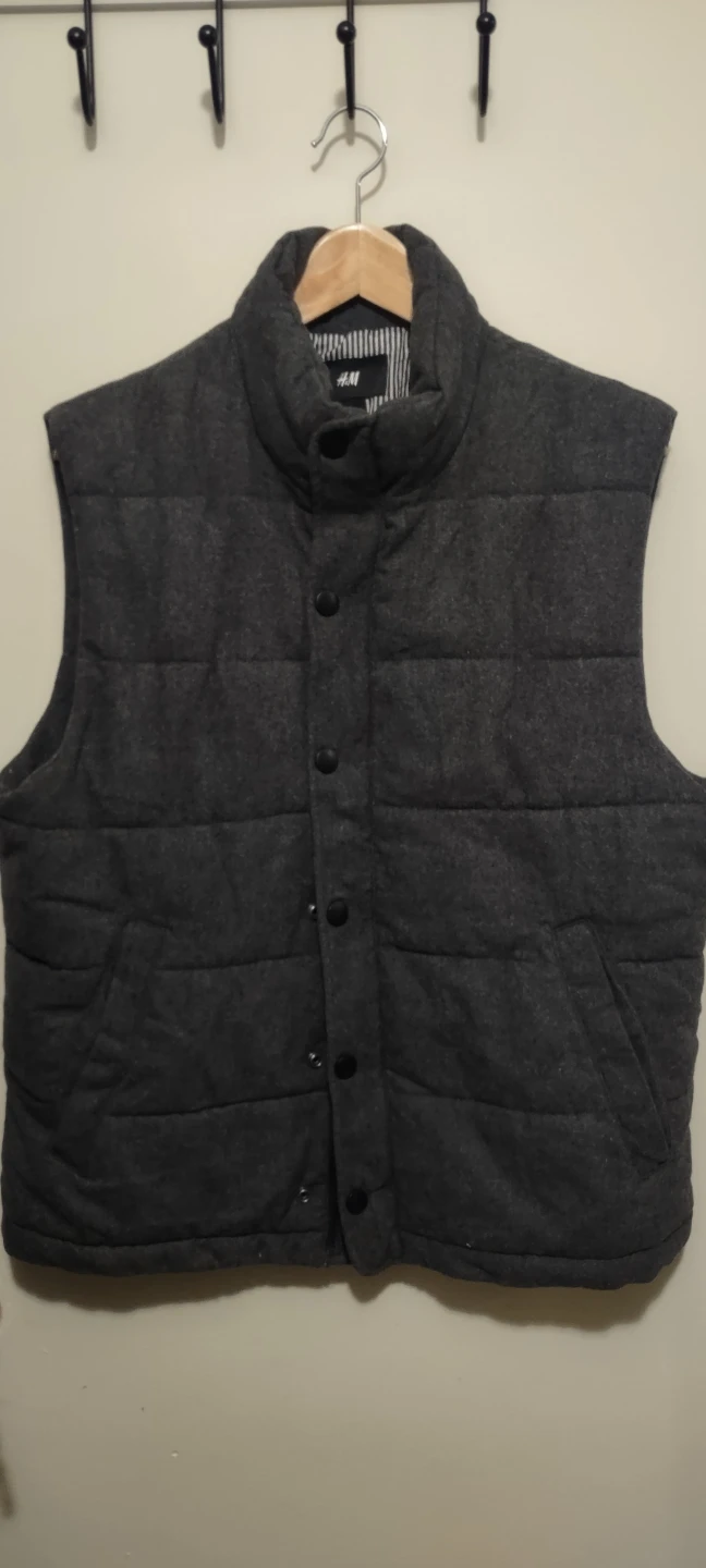 H&M Puffer Winter Vest - Grey