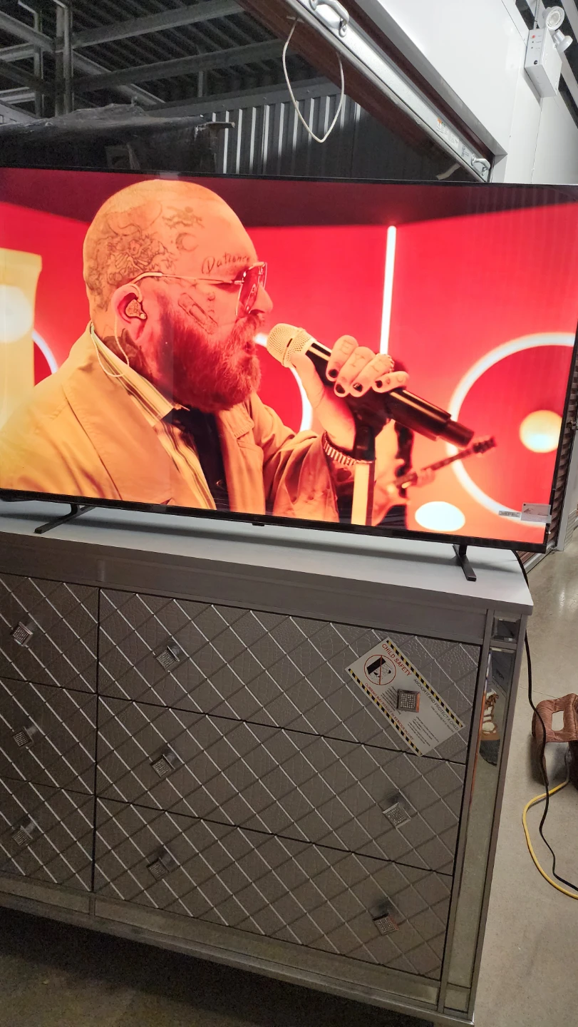 50" Canvas UHD Google TV