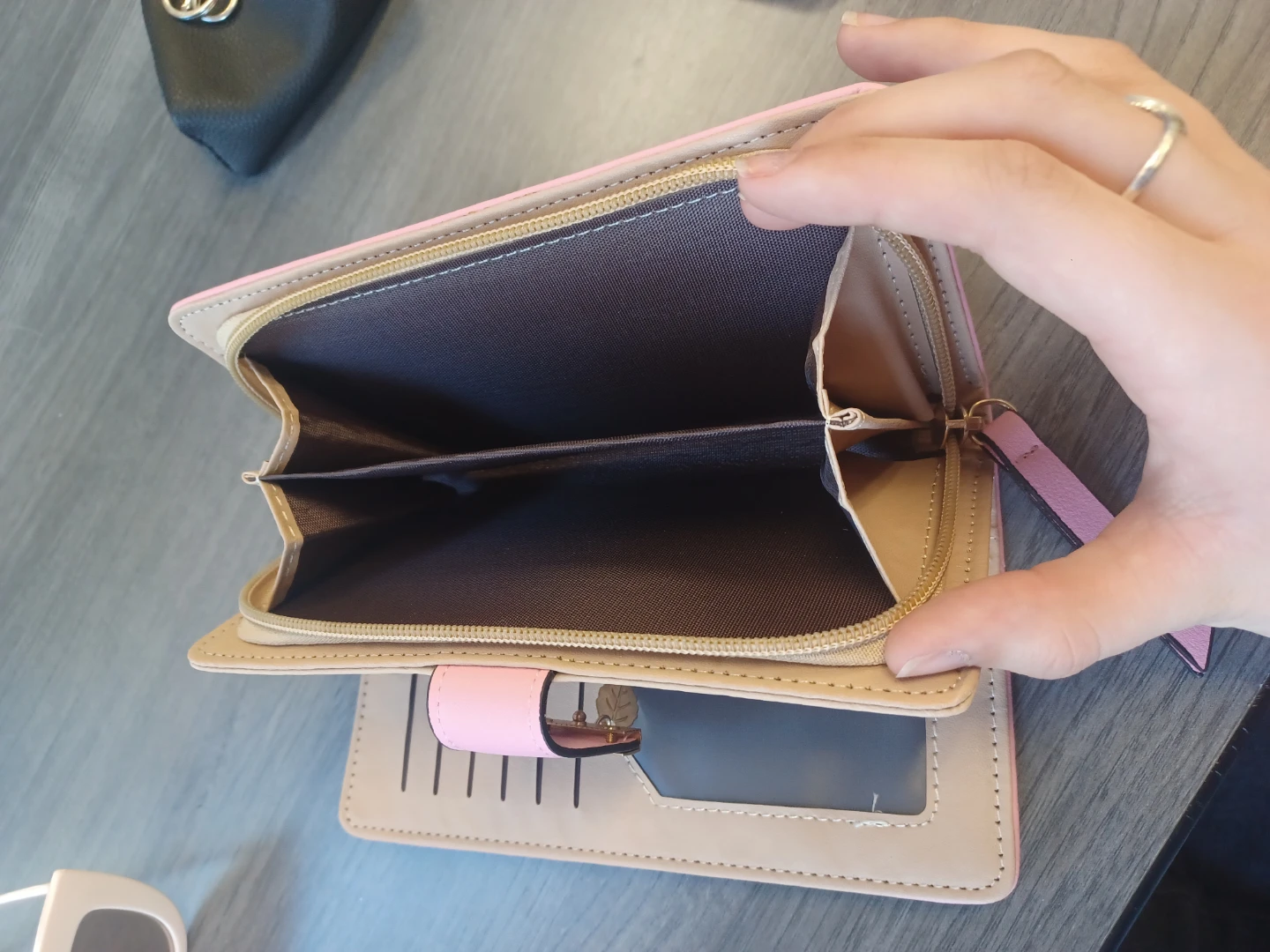 Pink Faux Leather Wallet with Leaf Cut-out Design - photo 4