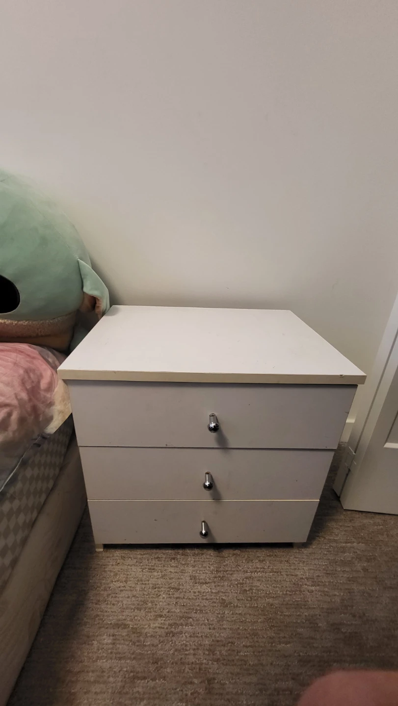 3-Drawer Nightstand - photo 2
