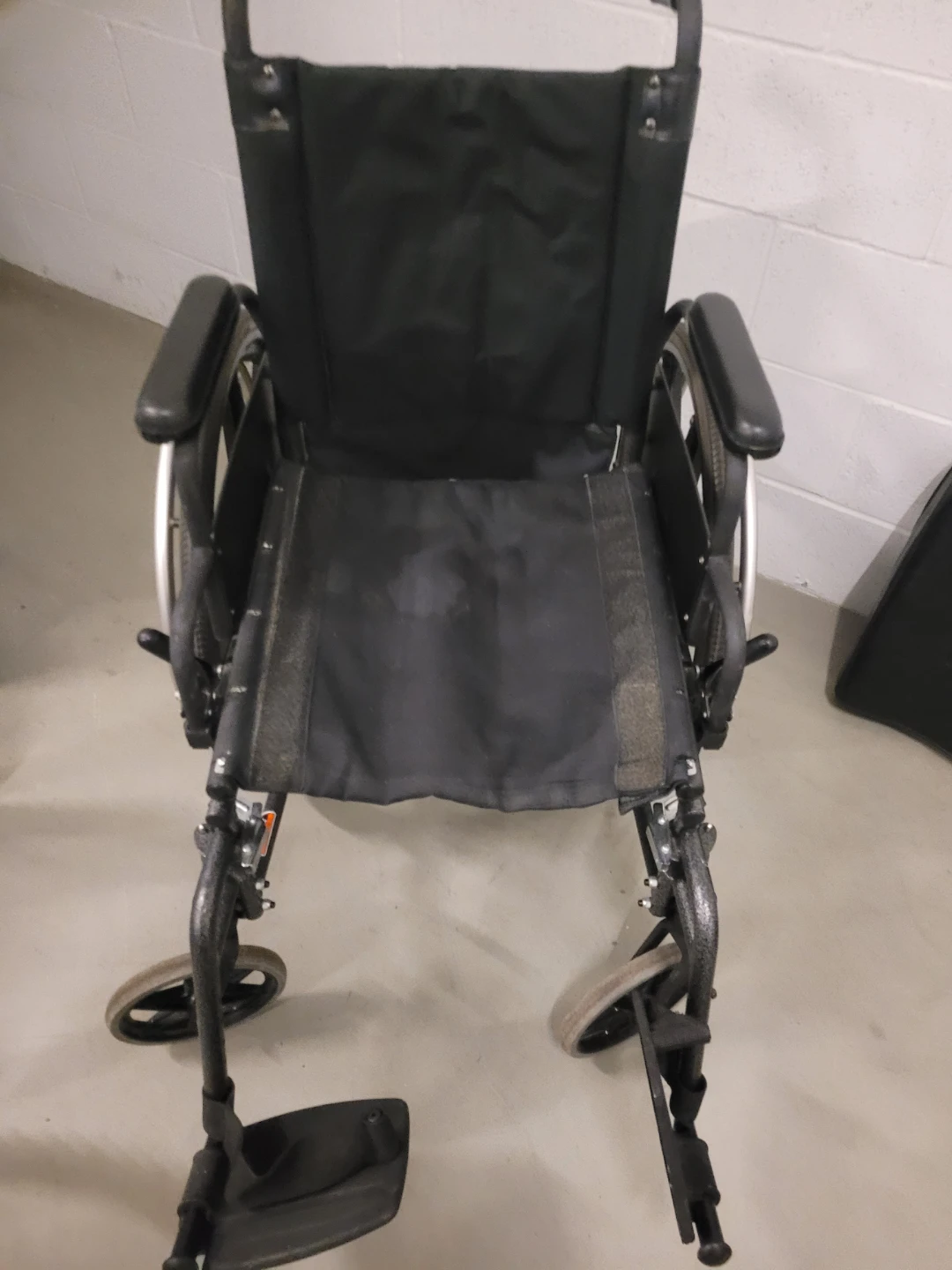 Stylus LS Lightweight Aluminum Wheelchair