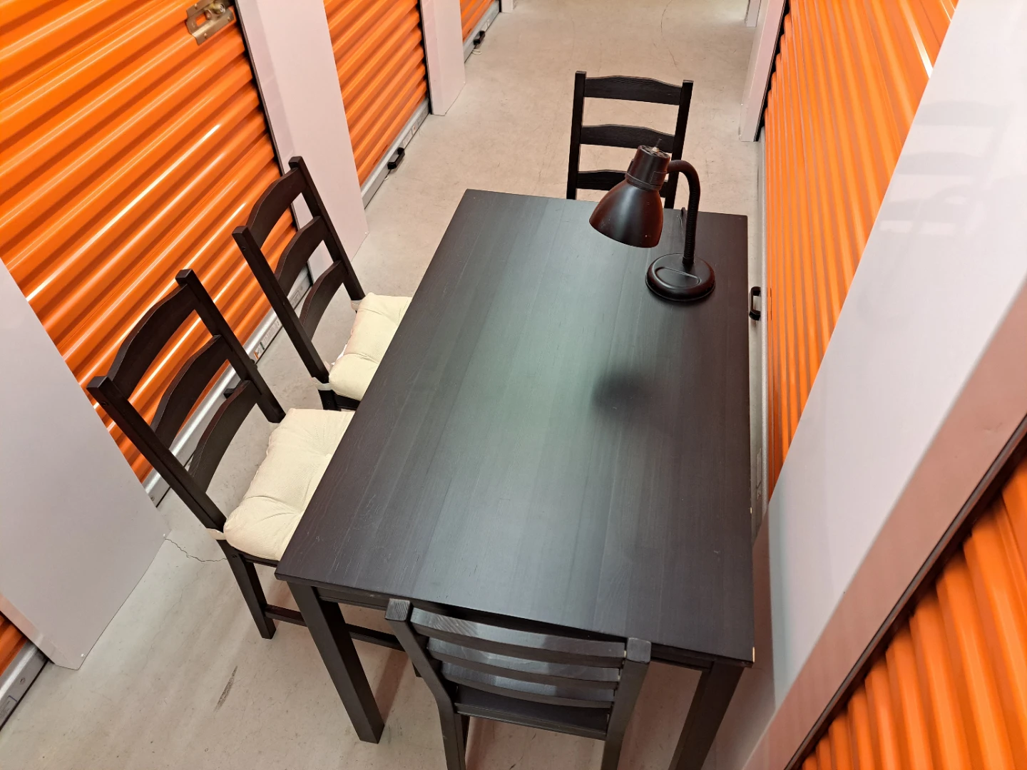 Dark Wood Dining Table and 4 Chairs with Cushions - photo 2
