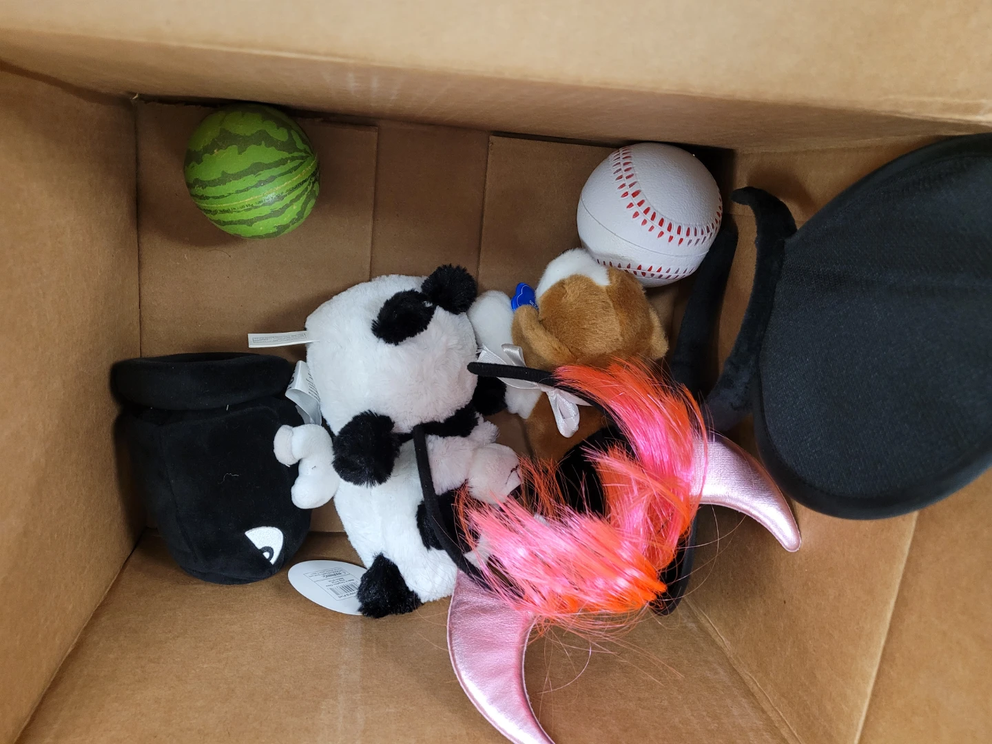 Box of Stuffed Toys & Headbands - photo 2
