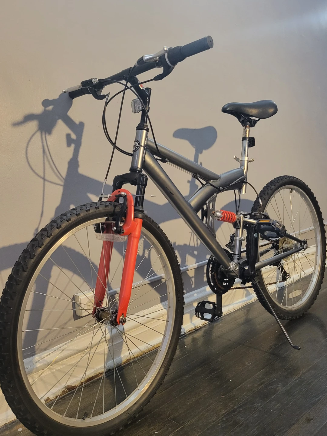 Gray Full Suspension Mountain Bike with Red Accents - photo 4