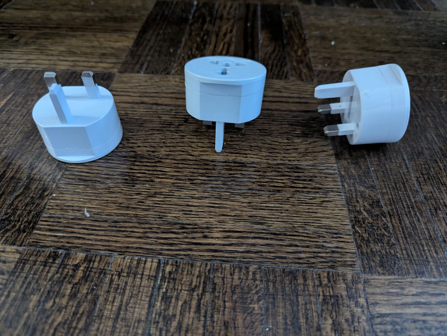 2 Travel Adapters for Europe (EU)/UK
