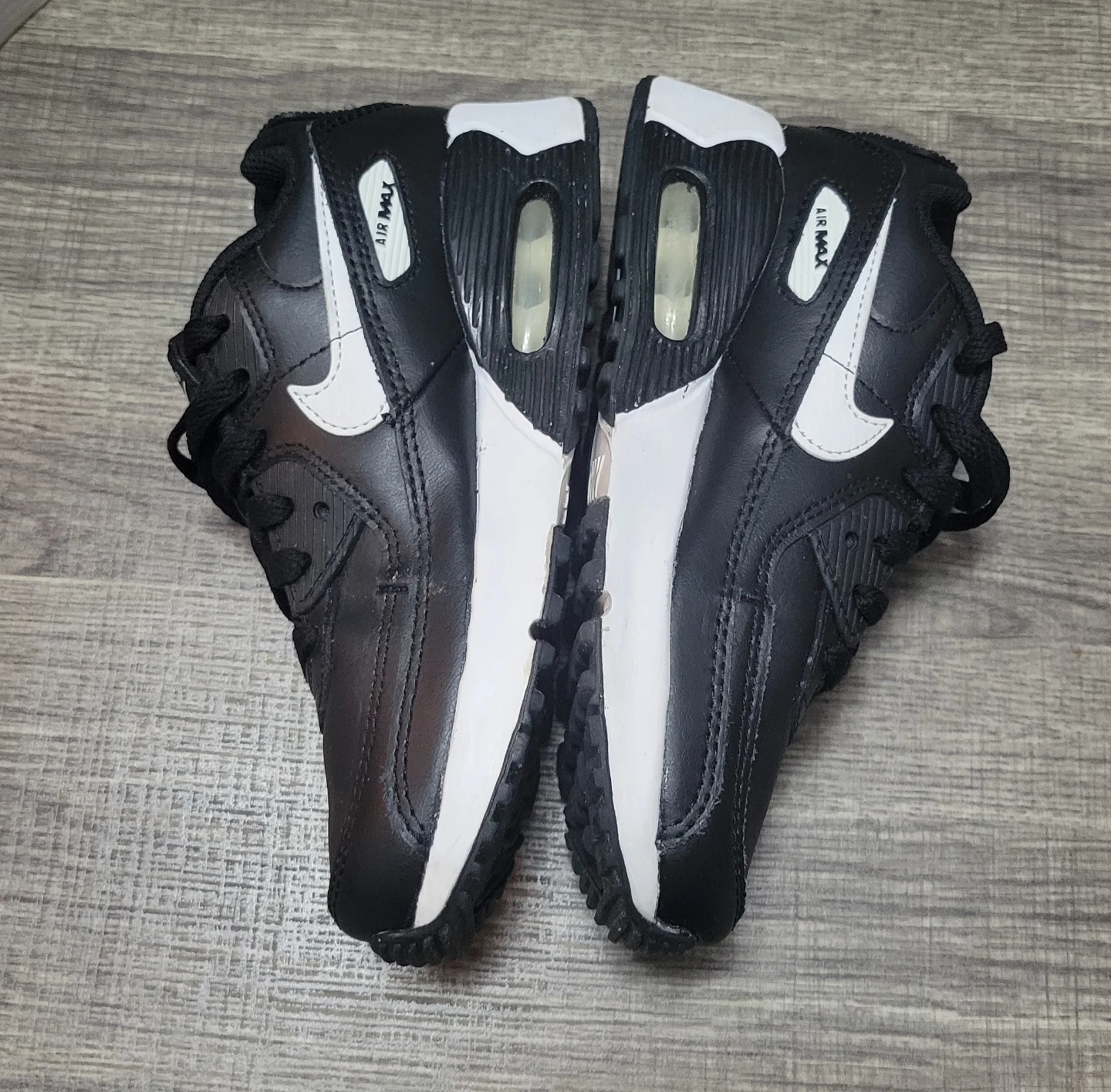 Nike Air Max 90 Black White Shoes Size 2Y - photo 3