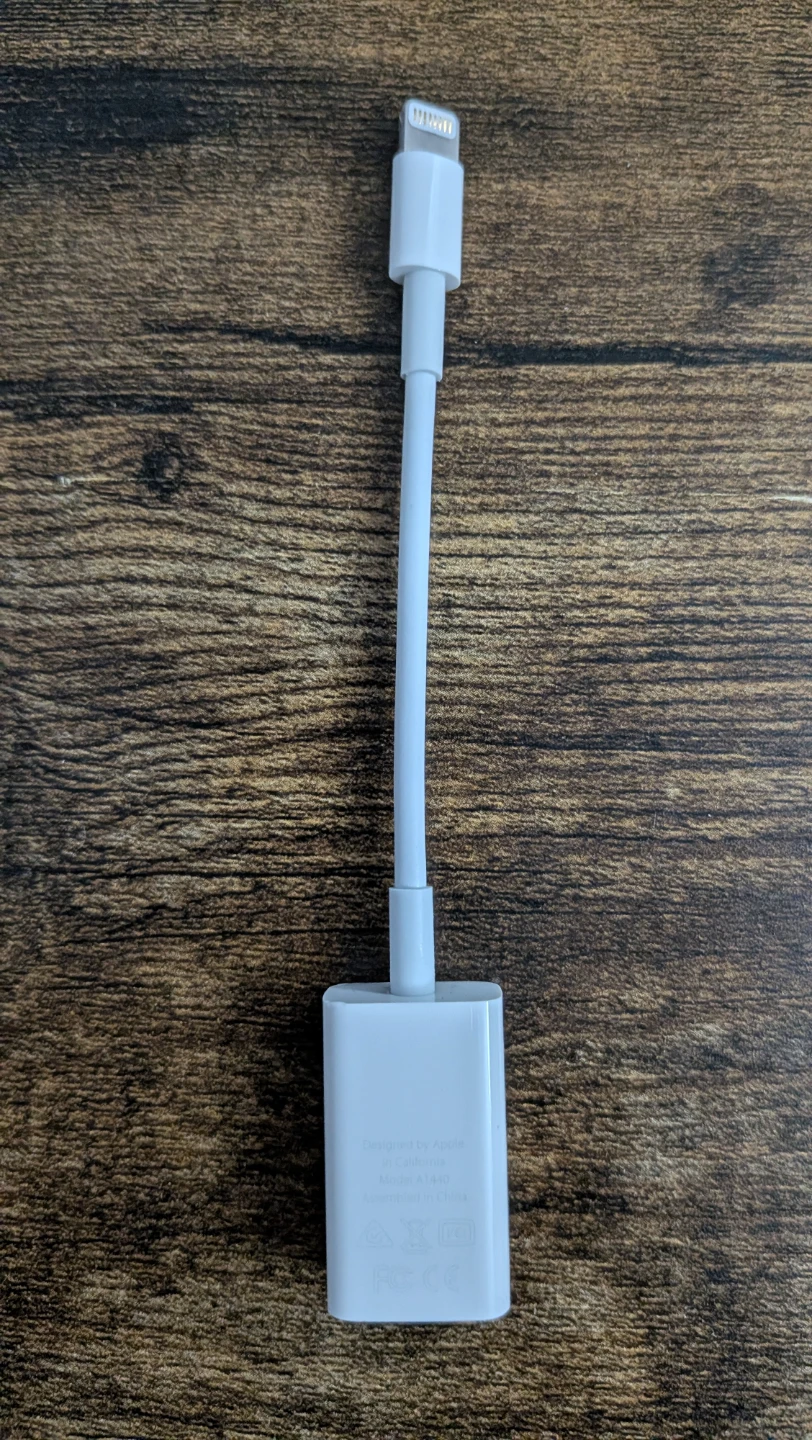 Original Apple Lightning to USB Camera Adapter A1440 - photo 2