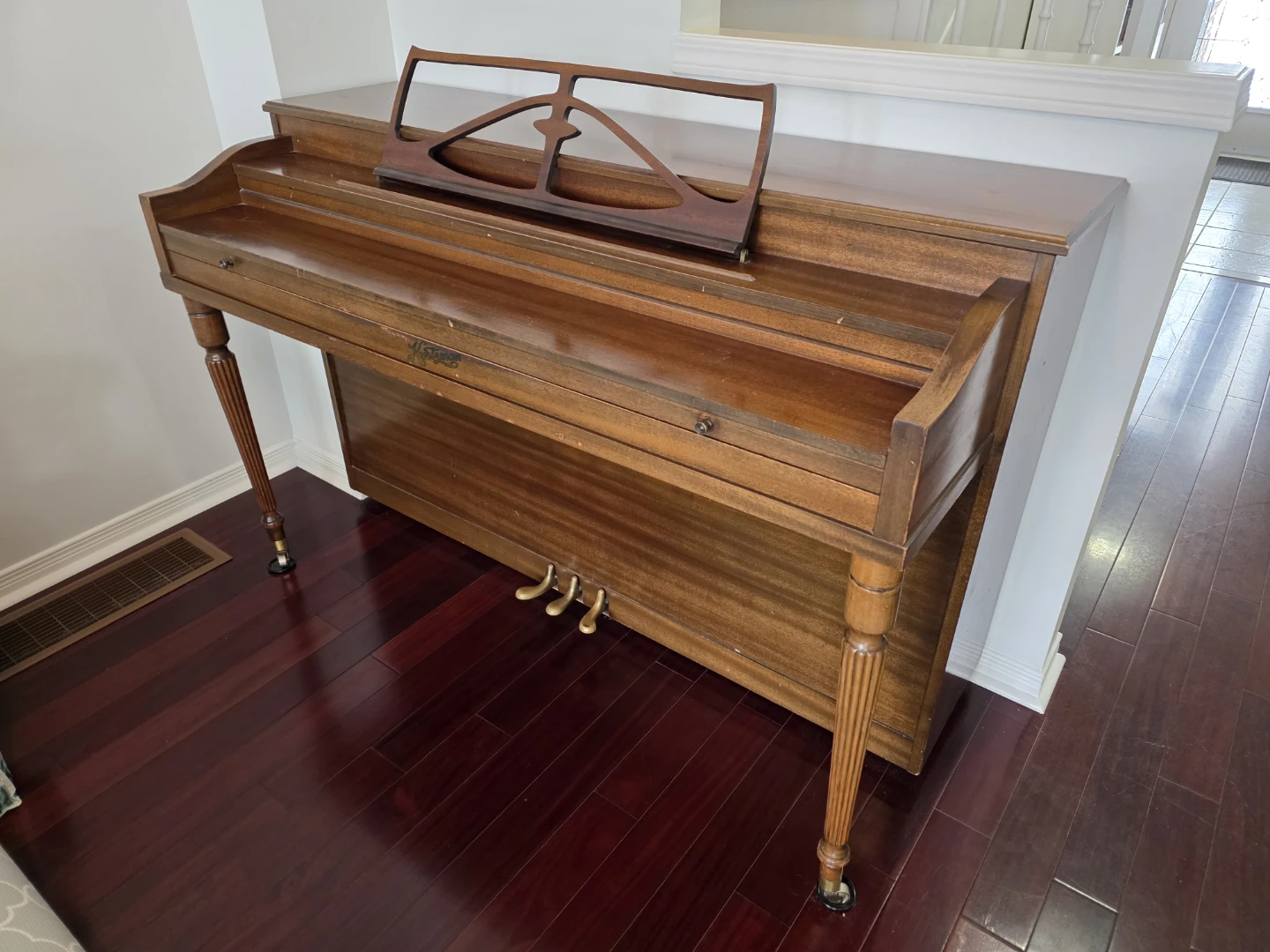 Kurtzman Upright Piano - photo 3