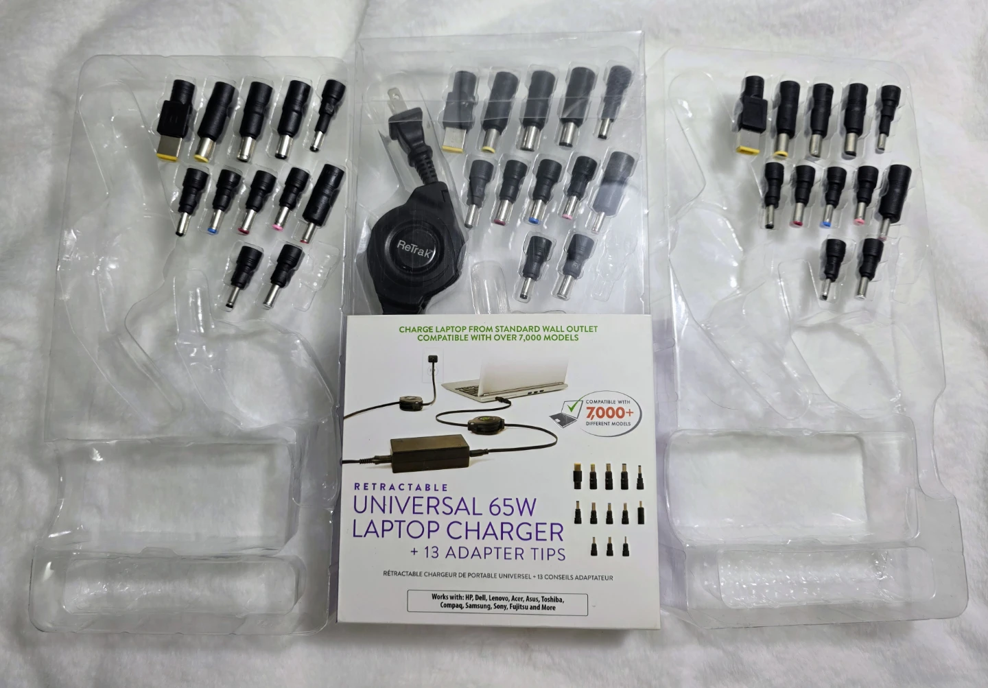 Retrak Universal Retractable Laptop Charger Part w Adapter Tips