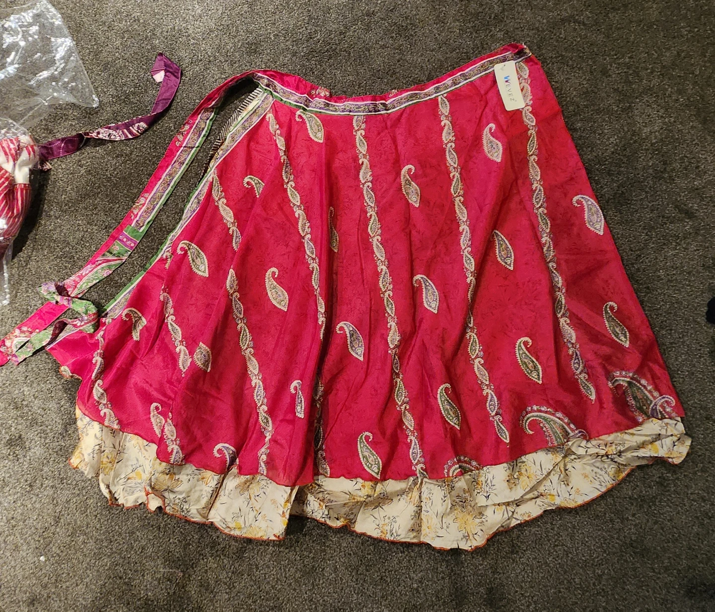 WEVEZ Fashion Clothing Wrap Skirt - Size L