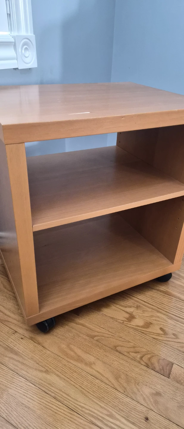 Light Wood side table with Wheels - photo 2