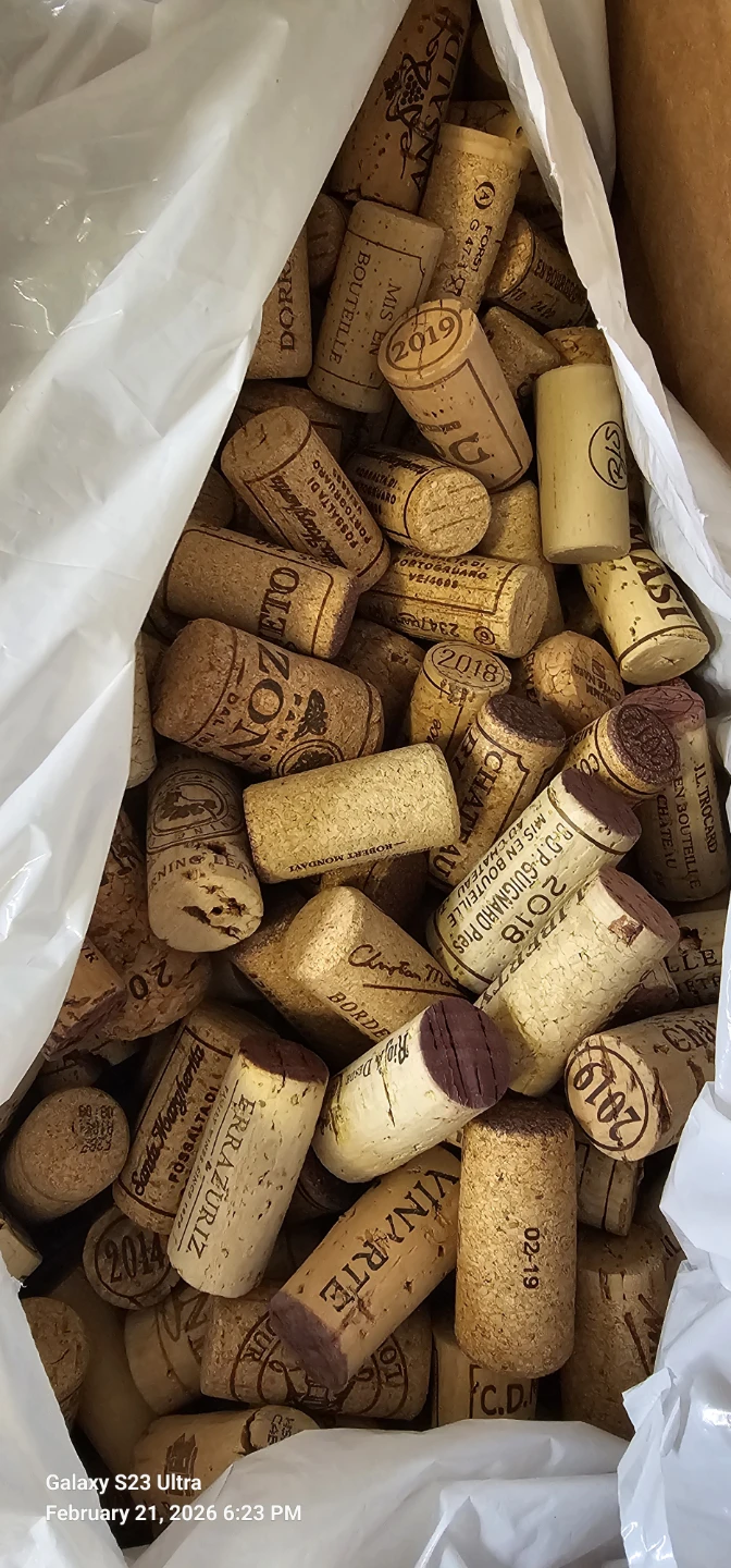 30,000 Used Wine Corks (Natural) – 22 Boxes / 330 lb