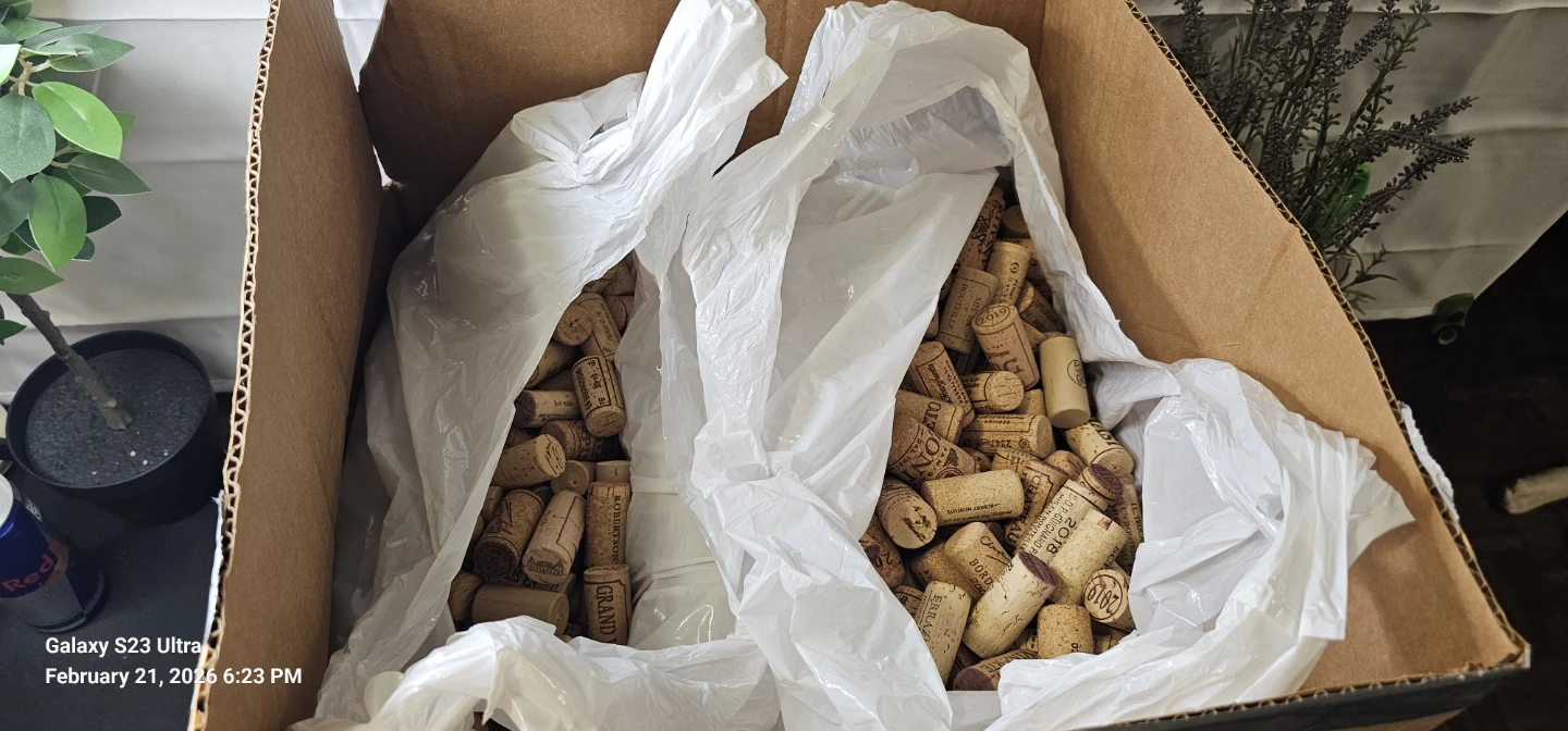 30,000 Used Wine Corks (Natural) – 22 Boxes / 330 lb - photo 3