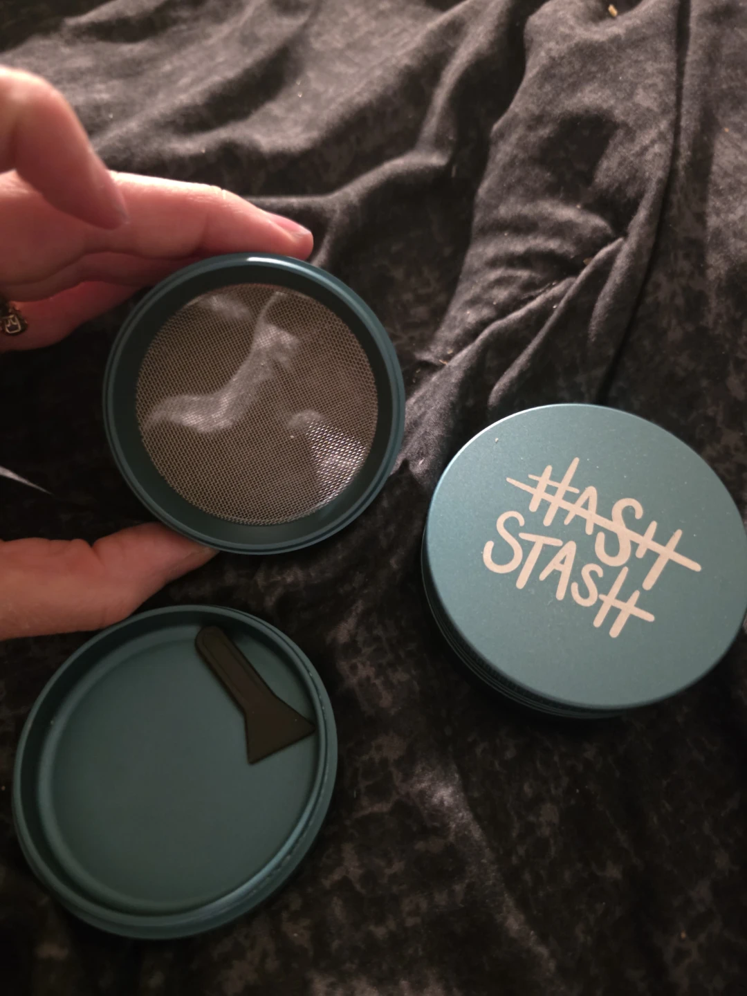 Hash Stash Grinder, brand new - photo 4