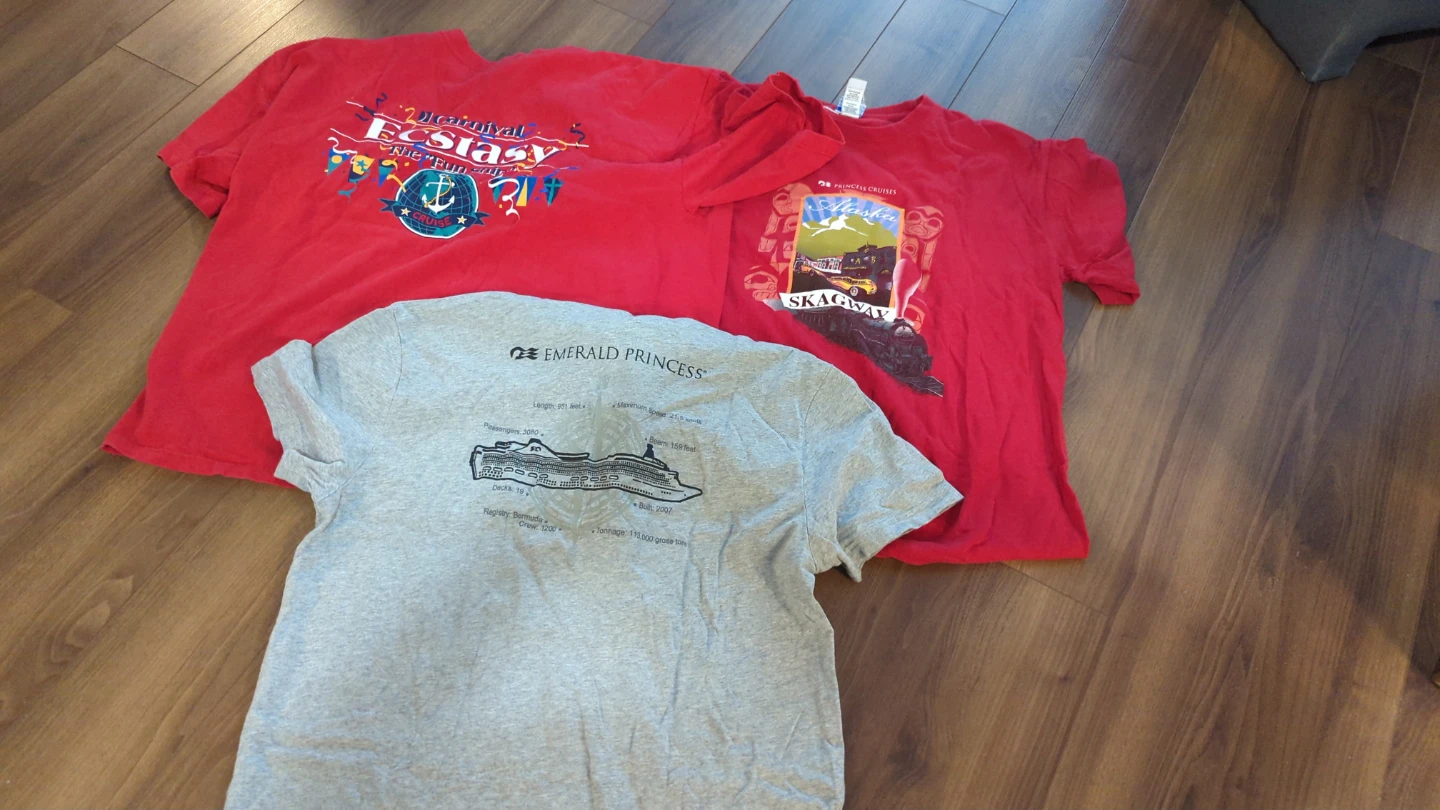 Lot of 3 Cruise T-shirts XL
