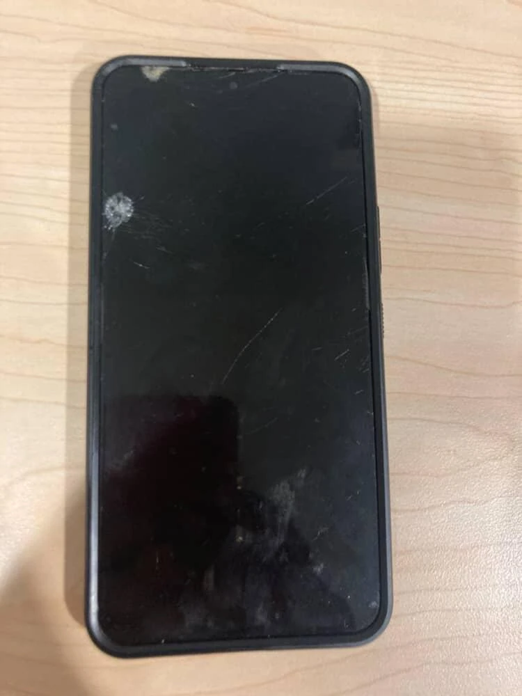 Samsung Galaxy S22 Smartphone with Case PLZ READ DESCRIPTION - photo 2