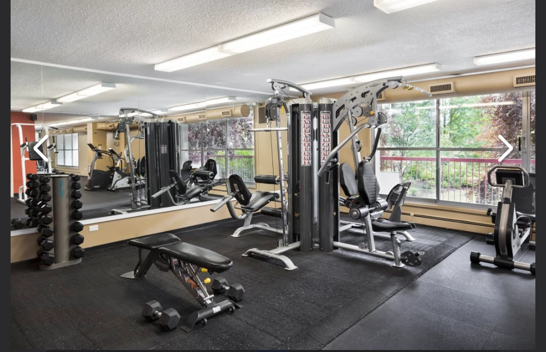 Lease Takeover Available $1229/- (Downtown Calgary) - photo 2