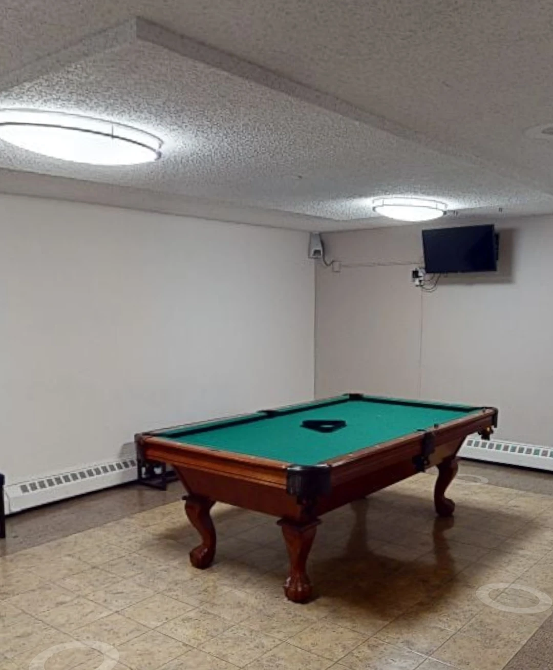 Lease Takeover Available $1229/- (Downtown Calgary) - photo 3