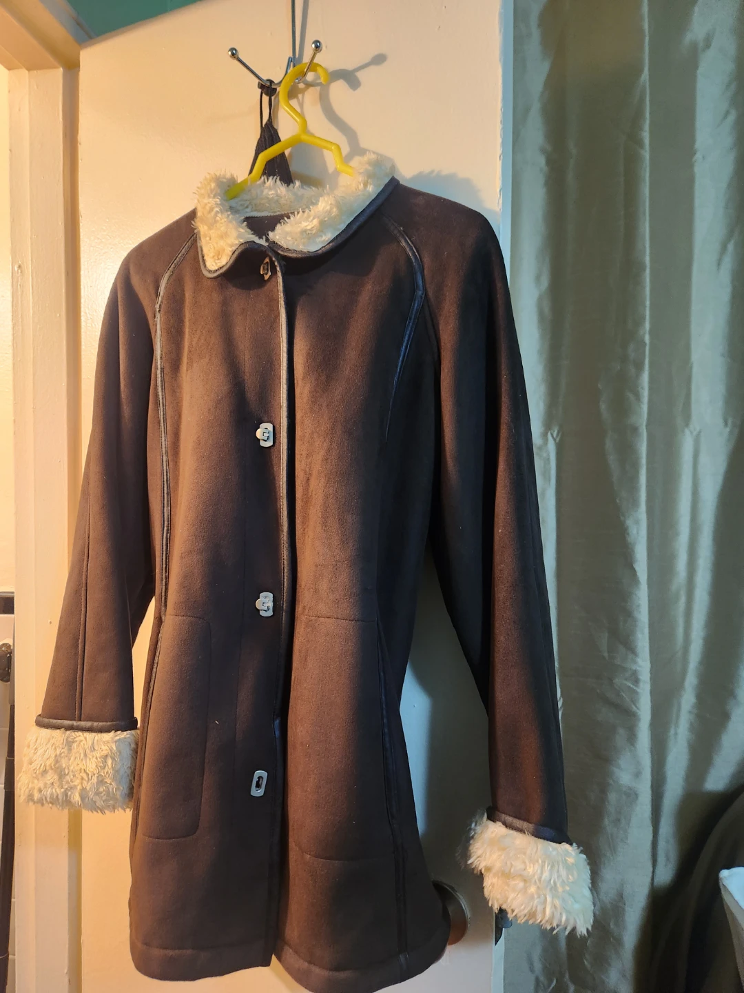 Brown Suede-like Coat with Faux Fur Trim - photo 3