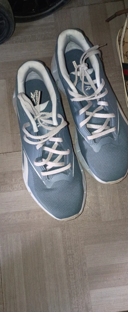 Reebok unisex sneakers