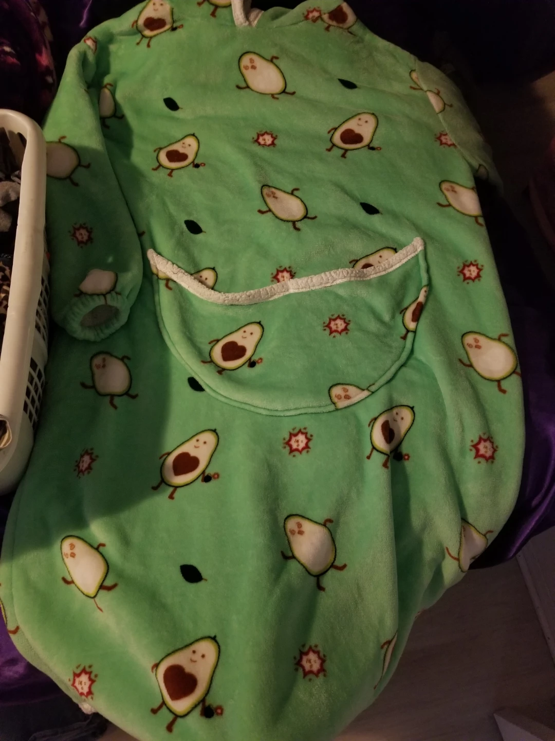 Avocado Print Fleece Lounger - photo 2