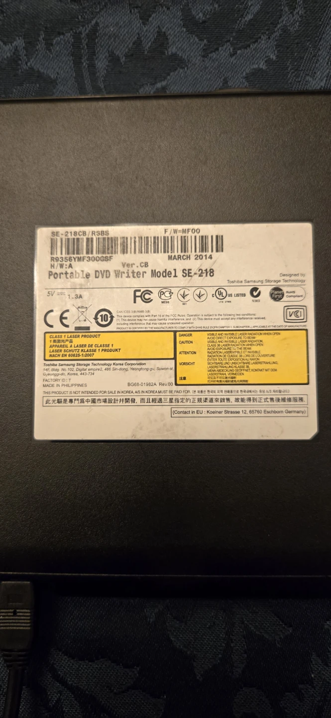 Samsung SE-218CB Portable Slim External USB DVD Writer Drive - photo 2