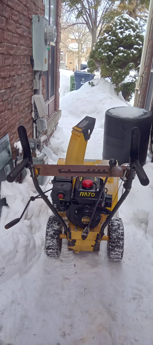 Rato Yellow Snow Blower - photo 3