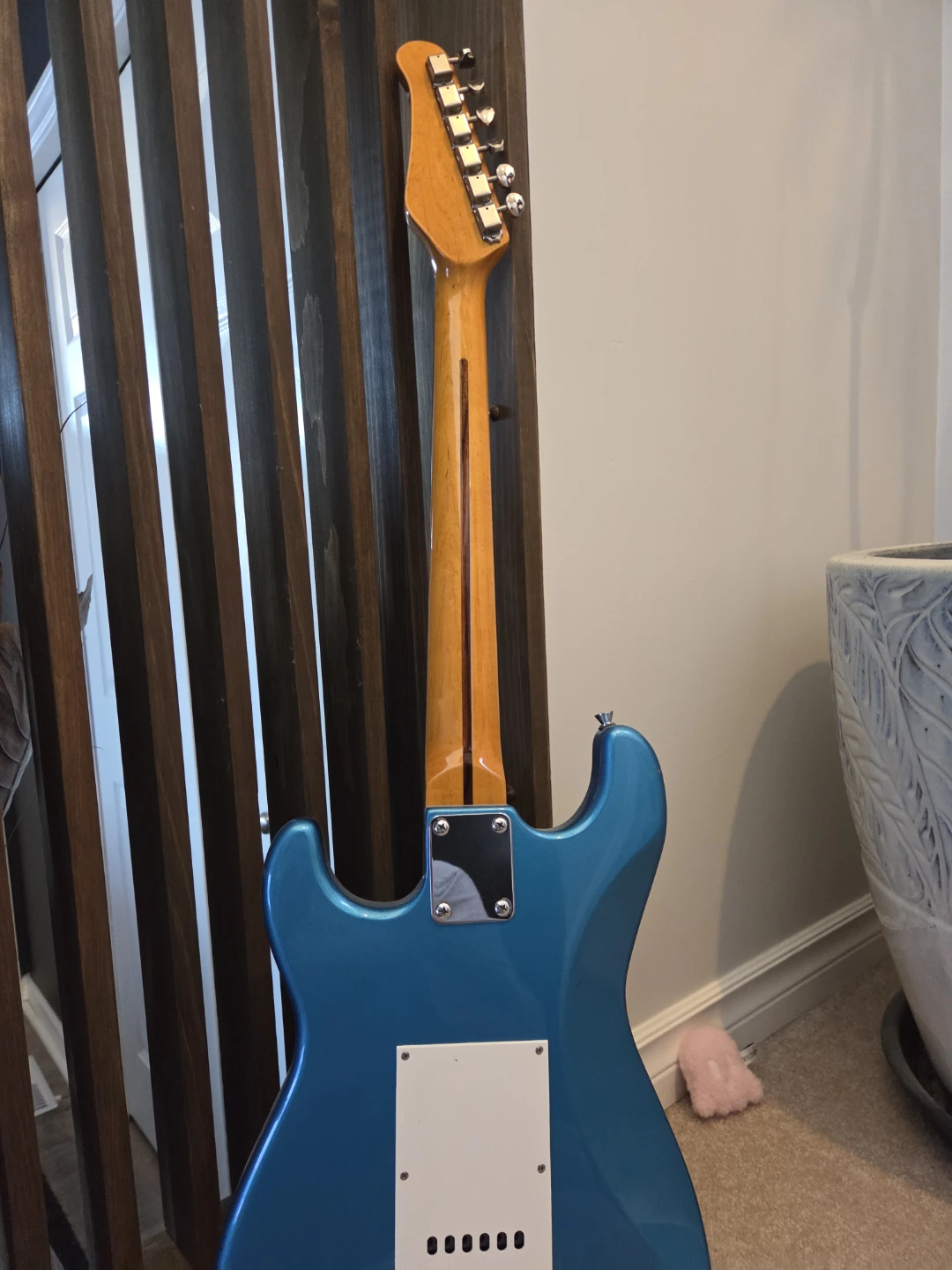 Jay turser 300 Series guitar - photo 4