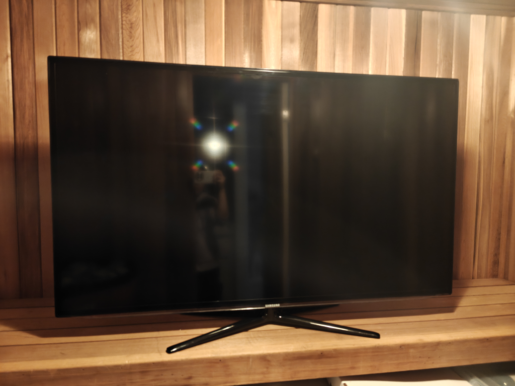 55" Samsung TV with Remote and Cables
