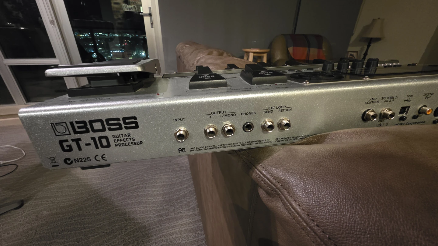BOSS GT-10 Guitar Effects Processor - photo 3