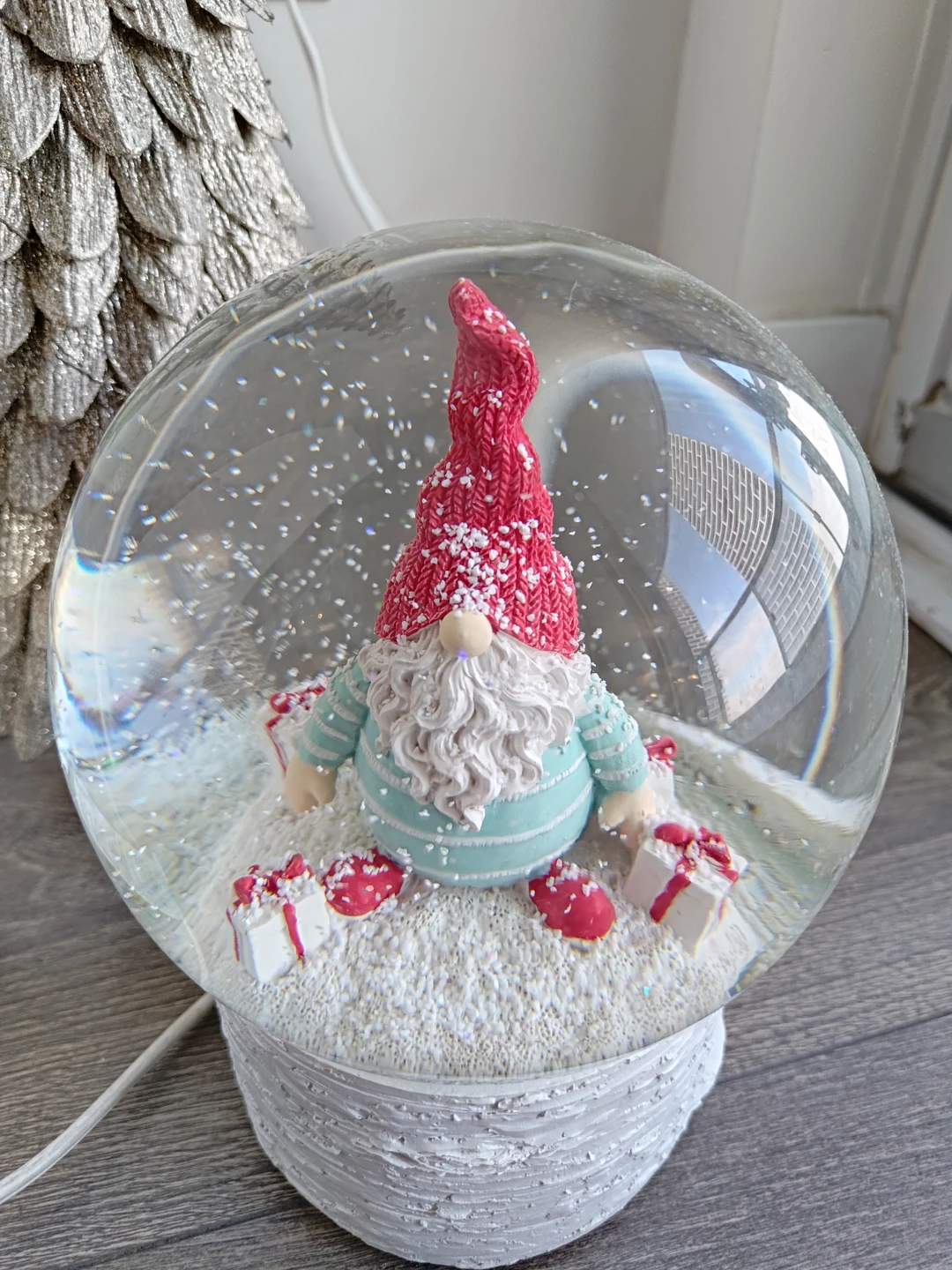 Gnome Snow Globe with Gifts