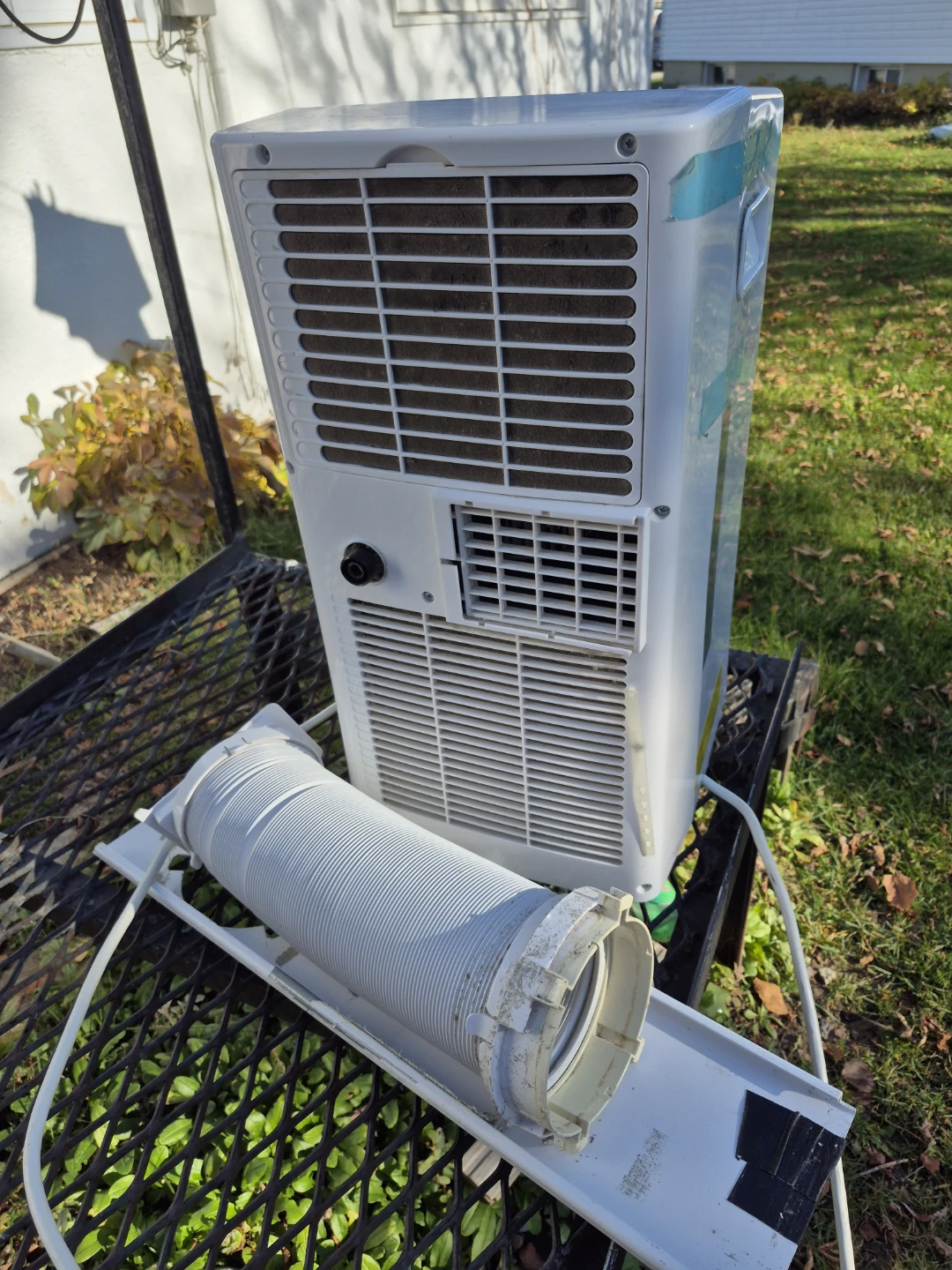 Comfee Portable Air Conditioner - photo 3