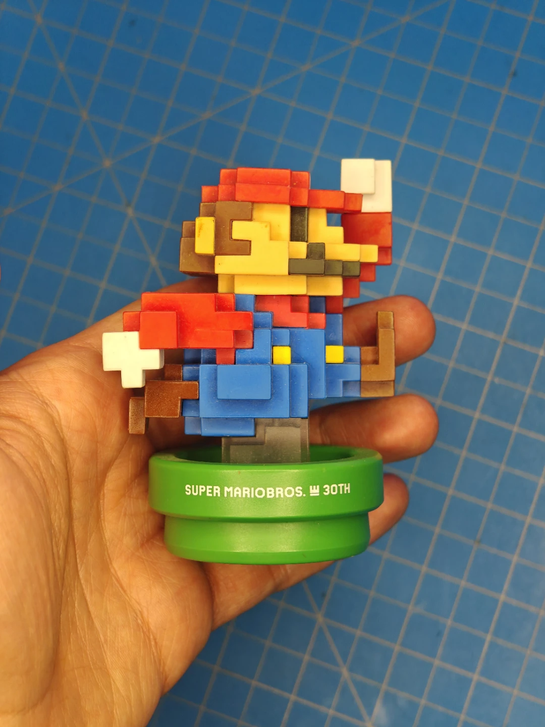 Super Mario Amiibo (30th Anniversary)