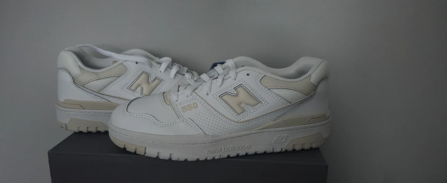 New Balance 550 White Beige Sneakers