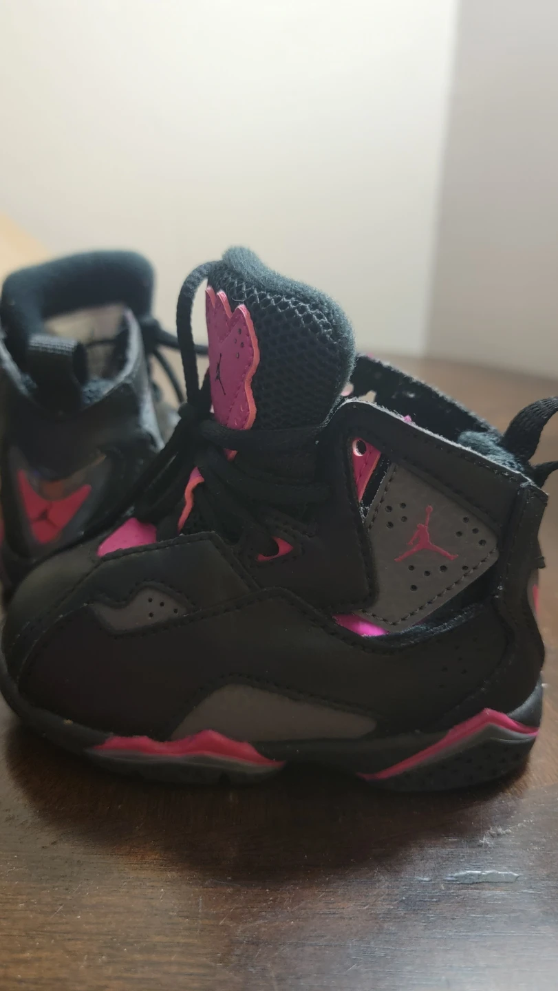 Jordan Baby Crib Shoes Size baby 4C - photo 2