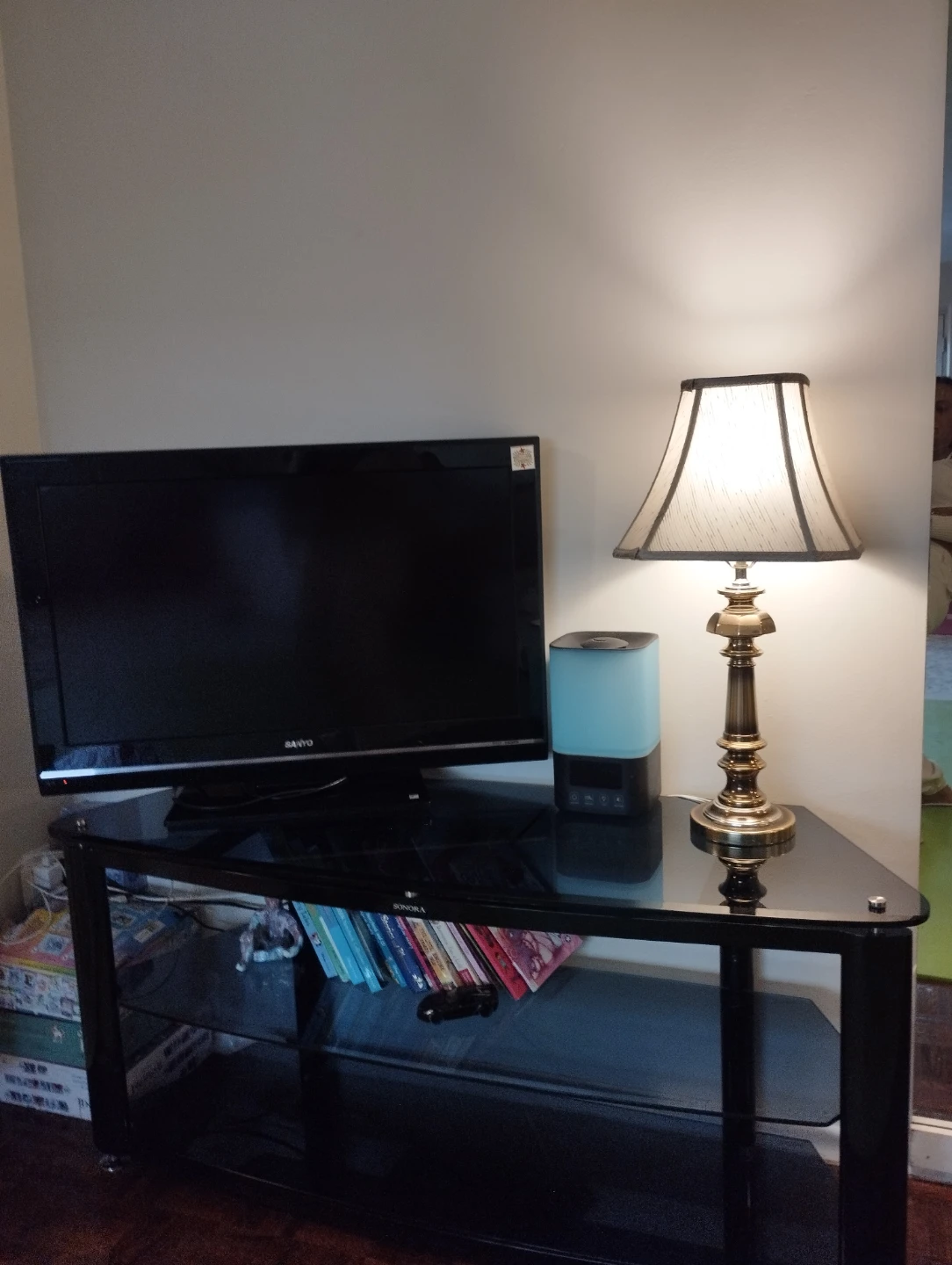 Sanyo TV with Glass Stand