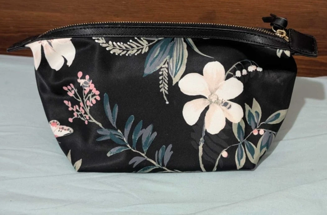 Kate Spade Cosmetic Bag - photo 2