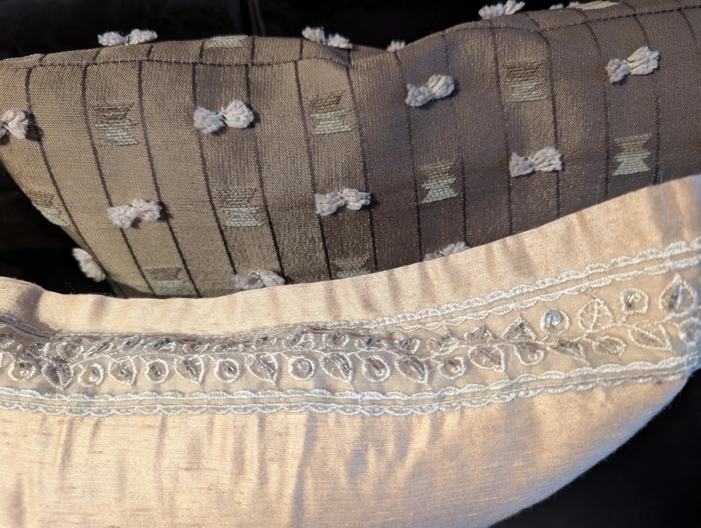 Set of Decorative Throw Pillows - photo 2