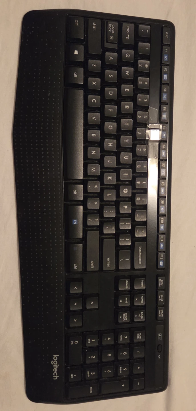 Logitech Wireless Keyboard "🏆"