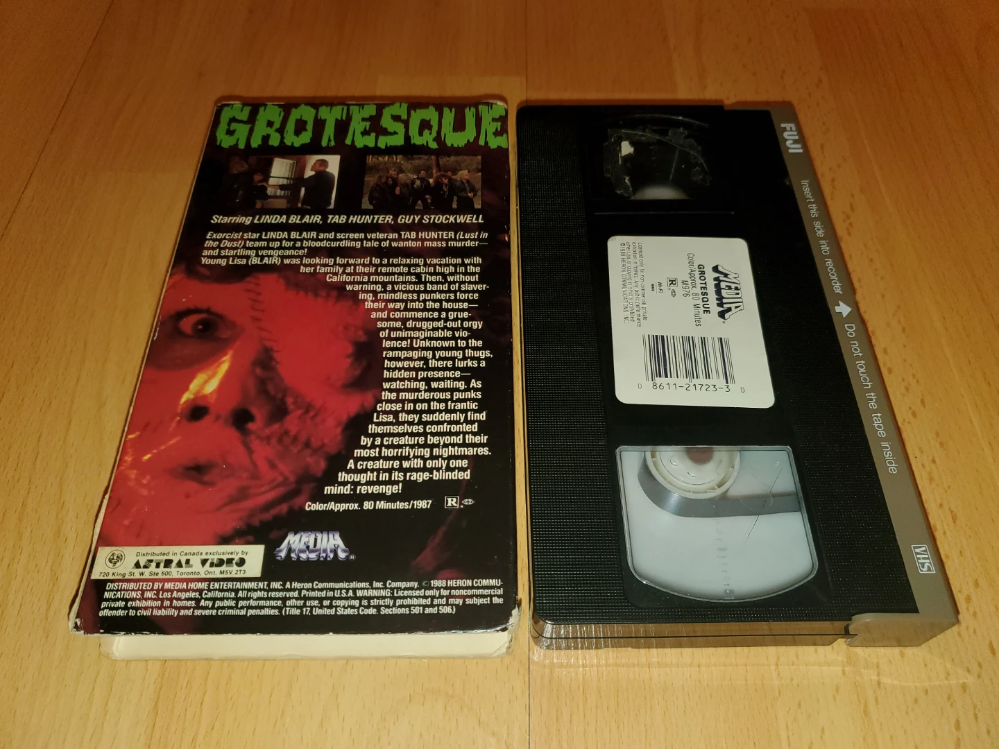 1988 Grotesque VHS Horror Movie - photo 2