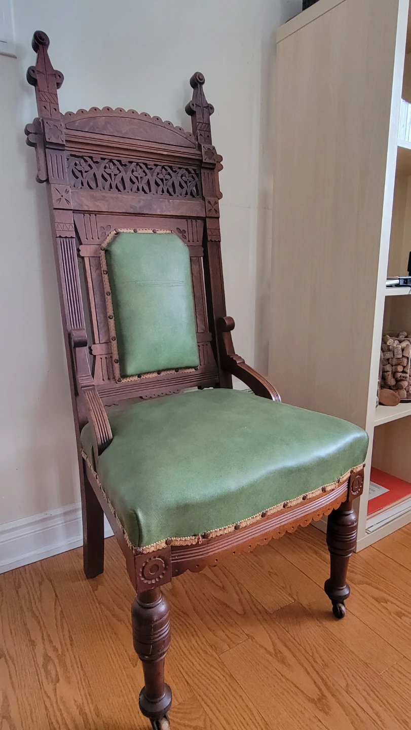 Victorian Gothic Revival armchair - photo 2
