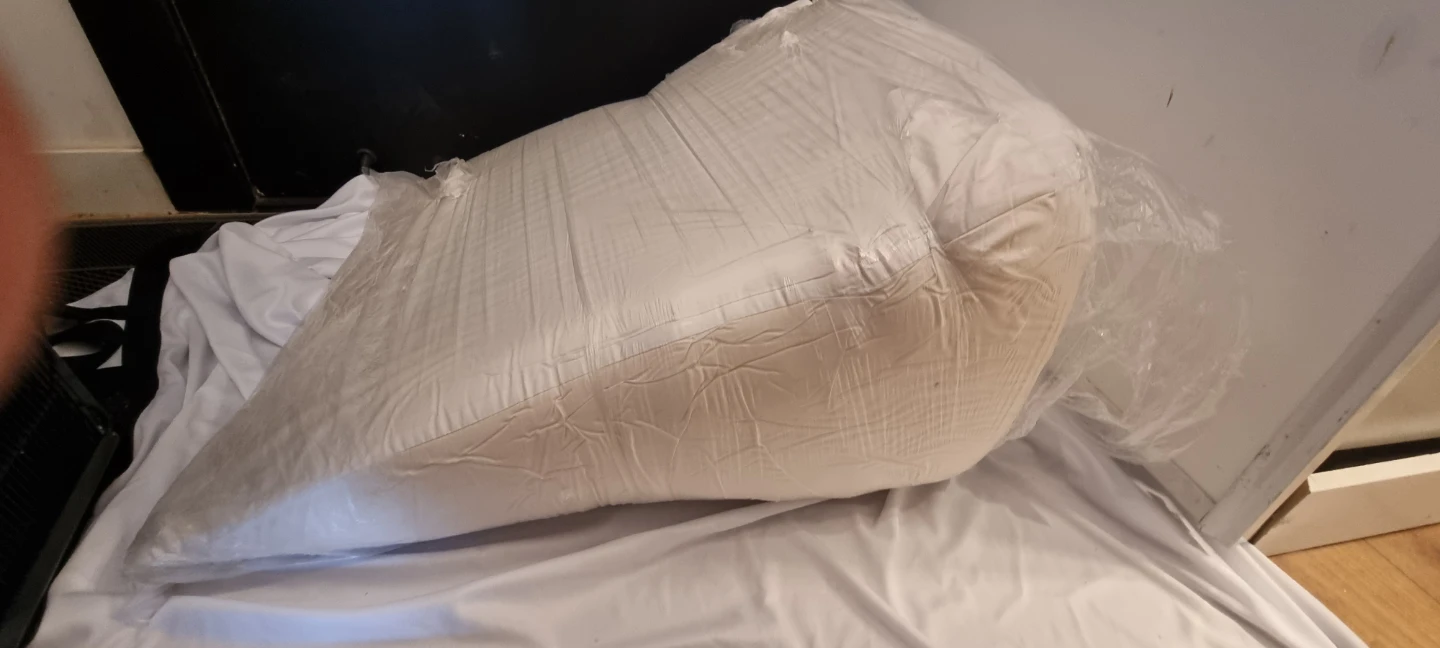 Wedge White Pillow🏆