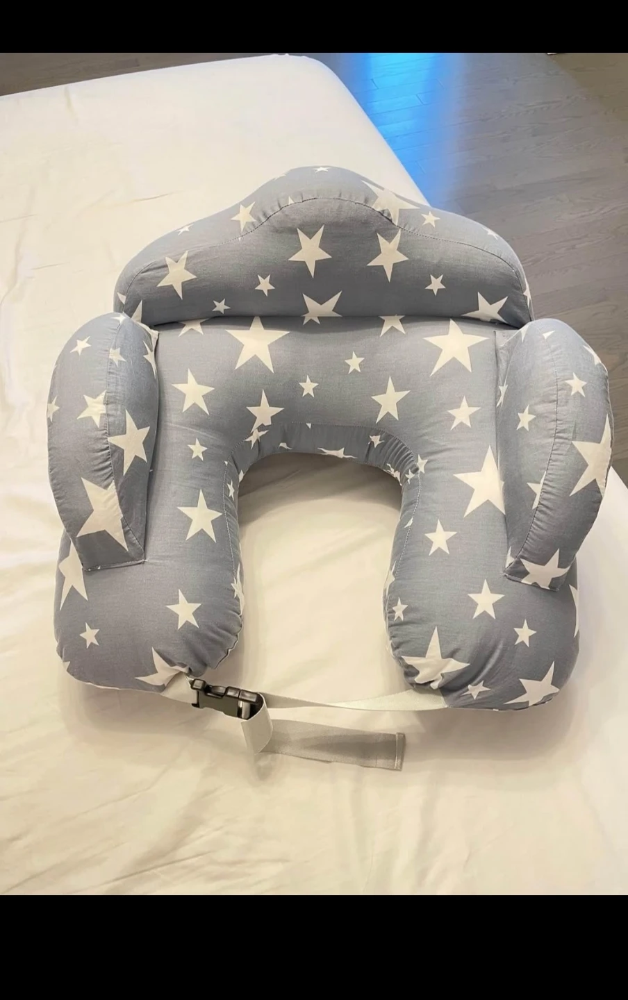 Chilling Home Nursing Pillow for Breastfeeding - Grey Stars