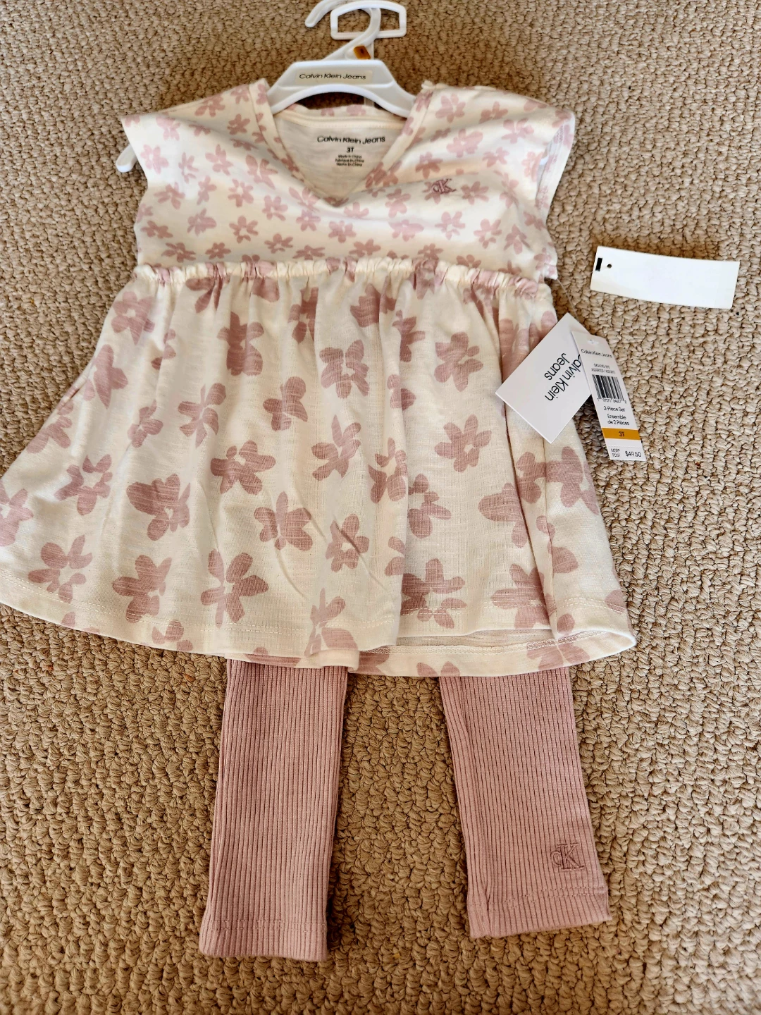 Calvin Klein Jeans Baby Girls 2-Piece Set ❤️