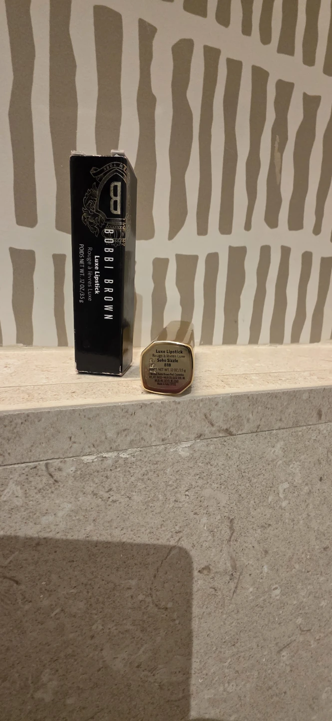 Bobbi Brown Luxe Lipstick - Soho sizzle 818 - photo 2